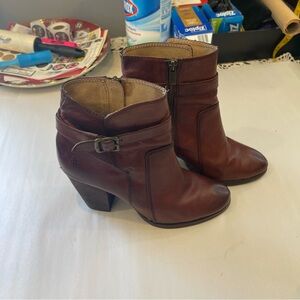 FRYE Patty Riding Boots Booties Brown Red-ish Leather High Block Heels size 8M